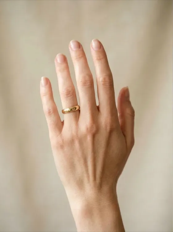 AI engagement ring fitting after result showing ring on finger